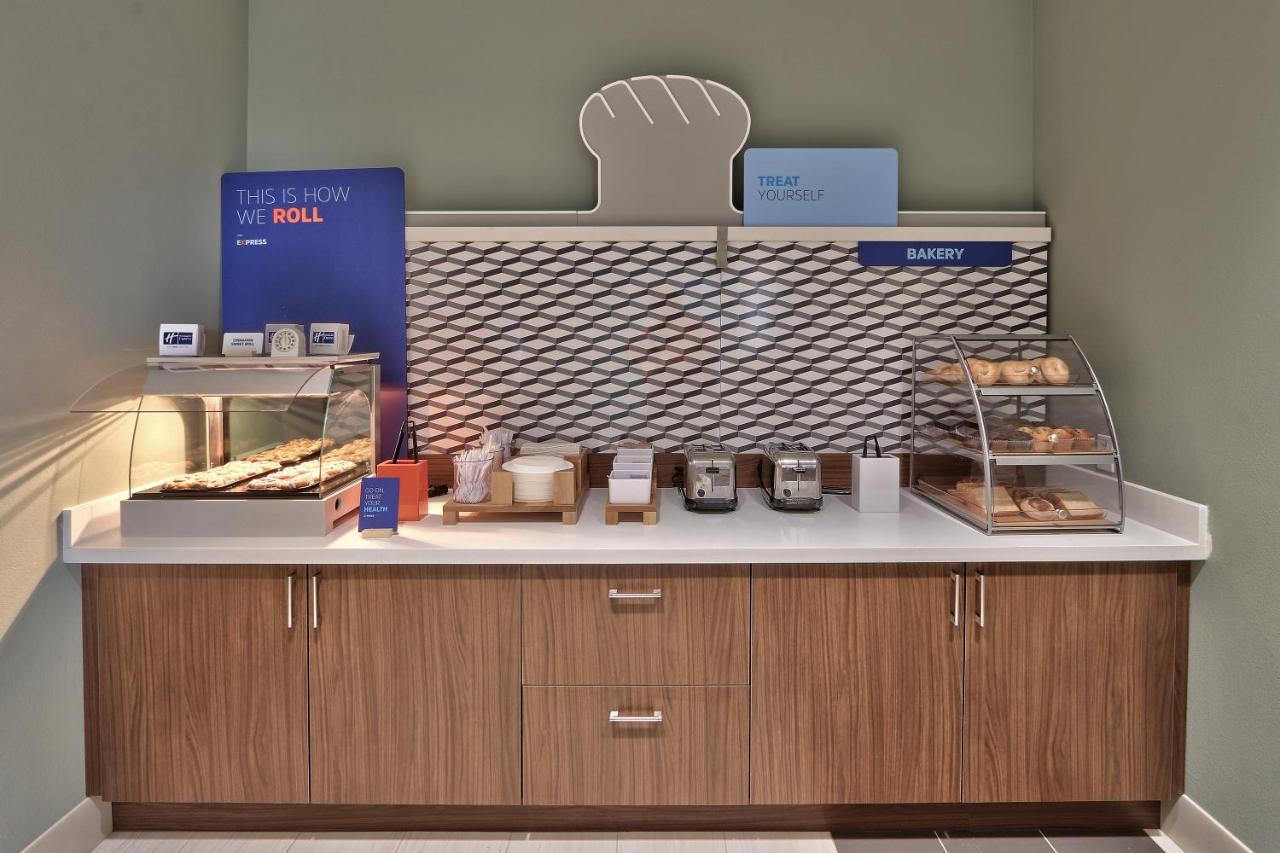 Holiday Inn Express & Suites - Albuquerque East By Ihg Eksteriør bilde